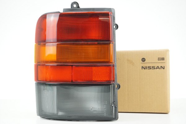 Original Nissan Serena Rear lamp 26555-9C001 New