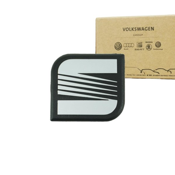 Original Seat emblem logo SE 028 590 196 A lettering New