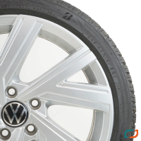 Original VW Golf 8 Winterräder Winterreifen Bergamo 18 Zoll 225/40 R18 92V DOT22