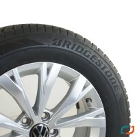 VW Tiguan AD1 Winterräder Montana Alufelgen 215/65 R17 99H Original 5NA601025