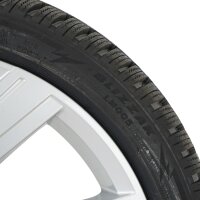 Winterräder VW Golf 8 Bergamo Original 18 Zoll Winterreifen 225/40 R18 92V NEU
