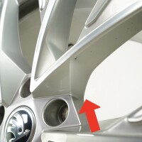 Skoda SuperB IV B9 3Y Winterräder Winterreifen 3P0601025H 235/45R18 98V Original
